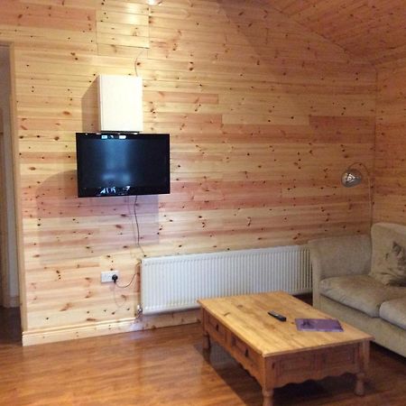 Butterfly Cabin Limerick Junction Exteriör bild