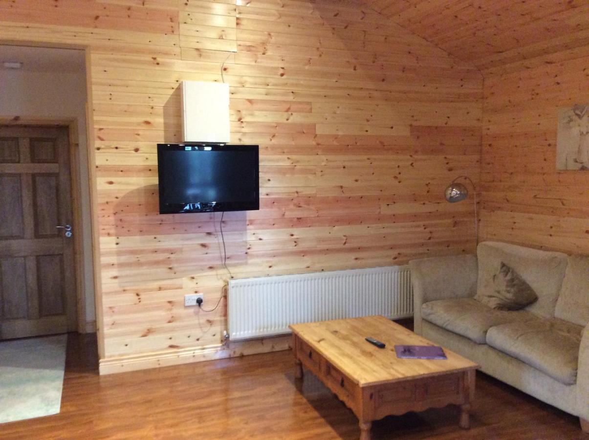 Butterfly Cabin Limerick Junction Exteriör bild